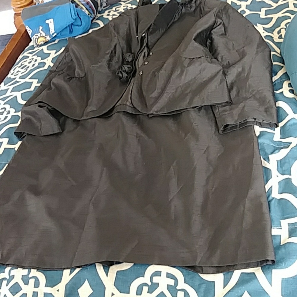 Women black skirt set